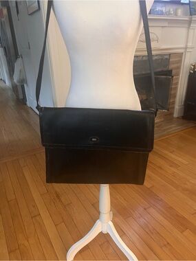 Bally Black Leather Men's Messenger Bag